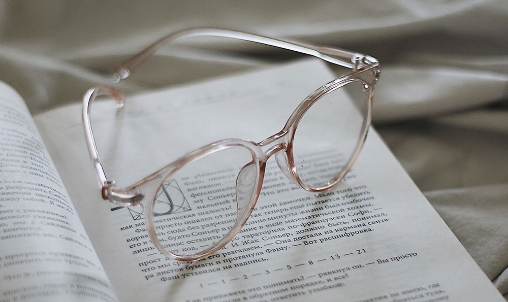 学生长期佩戴防蓝光眼镜的行业文章